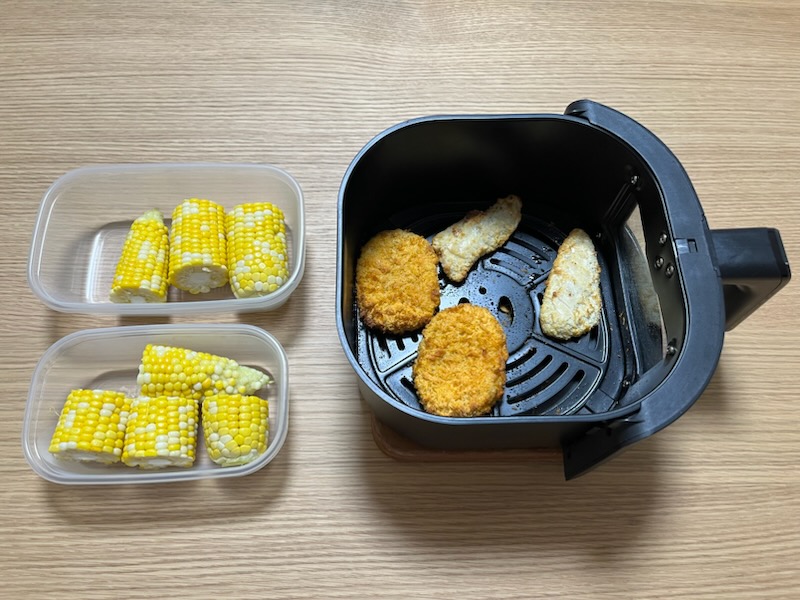 茹でとうもろこし、コロッケーアジフライ
