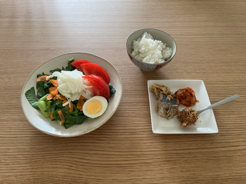 小皿に盛った私の昼ご飯