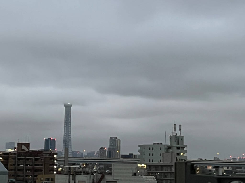 朝のスカイツリー