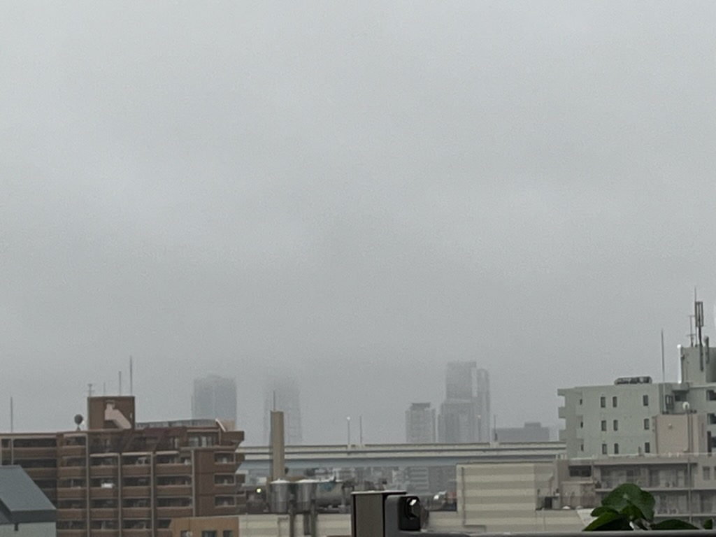 朝の空