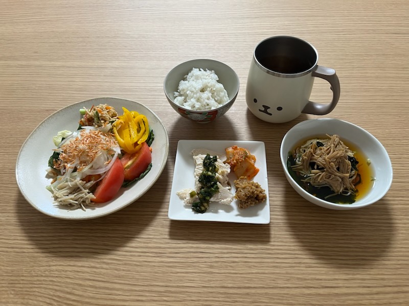 小皿に盛った私の夕ご飯
