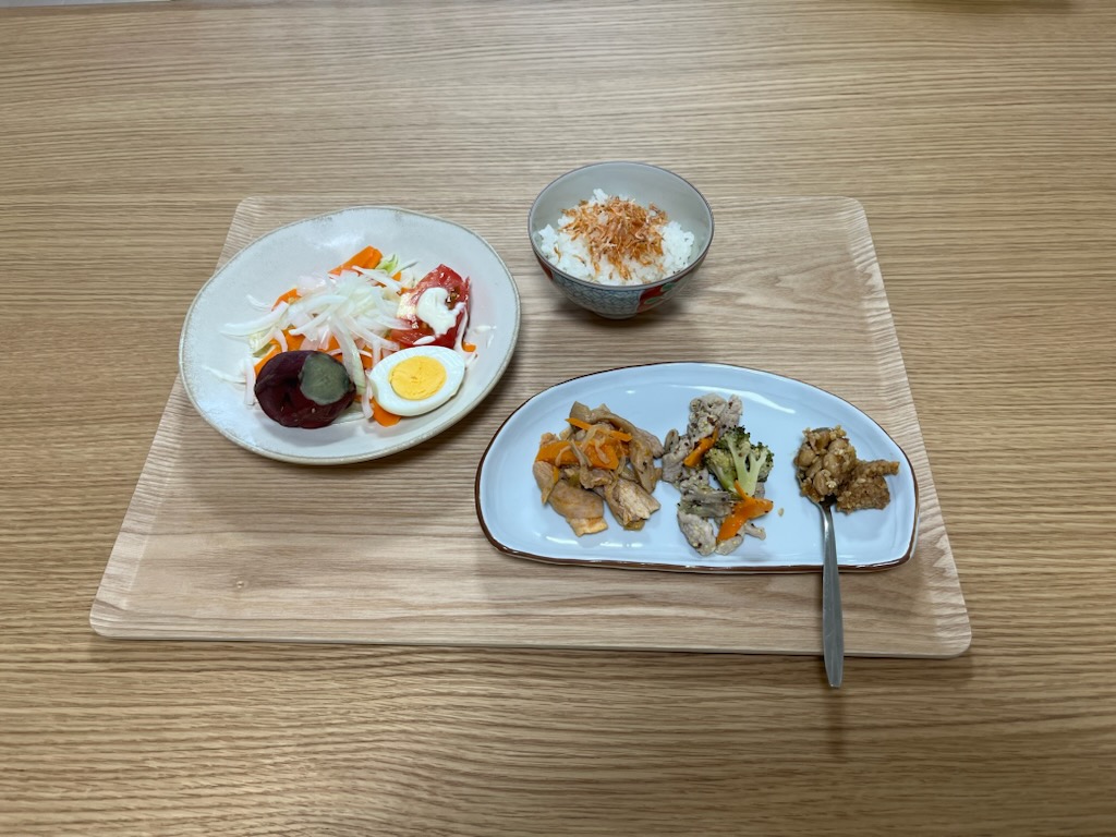 小皿に盛った私の昼ご飯