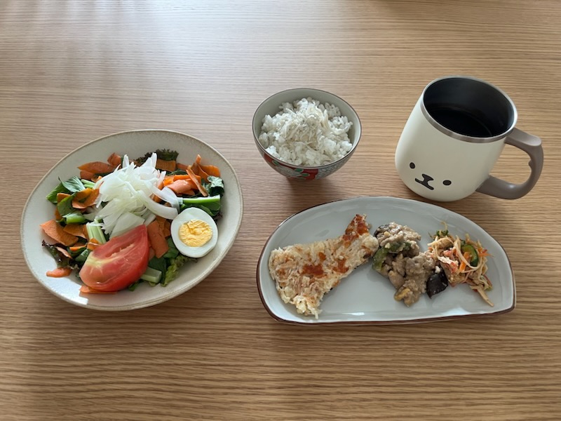 小皿に盛った私の昼ご飯