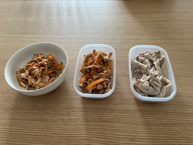 豚小間と野菜のコチュジャン炒め、ゆでぶた
