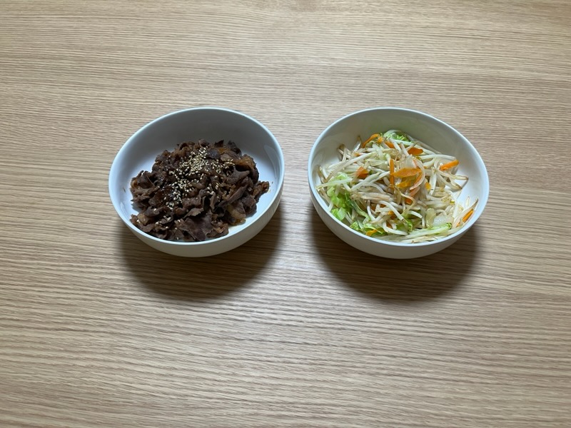 牛肉の焼き肉のたれ味風、野菜炒め