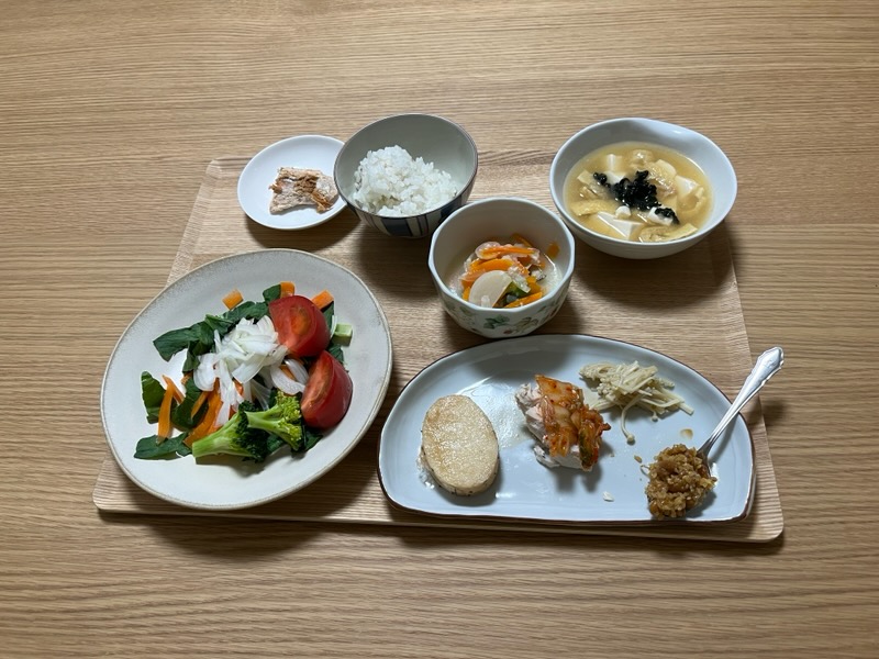 小皿に盛った私の夕ご飯