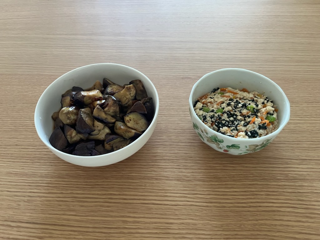 なす麺つゆ漬け、豆腐とわかめのカラフルサラダ