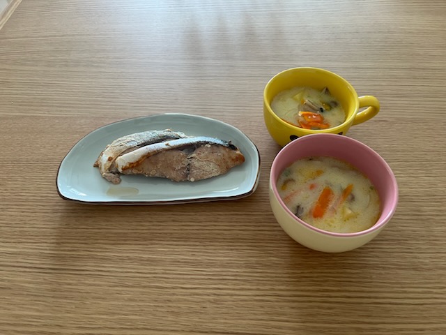 ぶりの明太子漬け、鶏ゆで汁でシチュー風